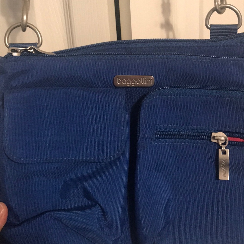Baggallini crossbody